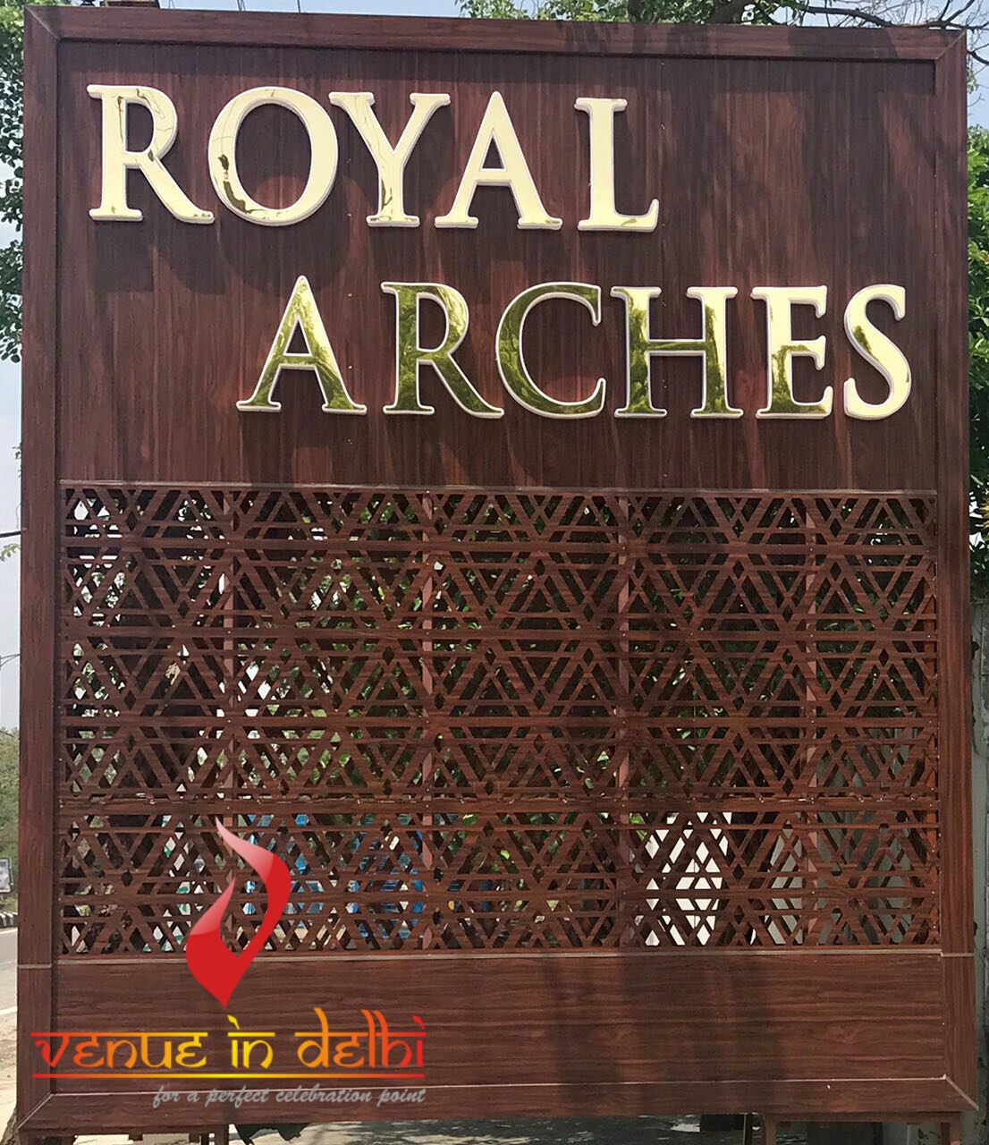 Royal Arches GT Karnal Road Wedding Resort at Palla Road Delhi